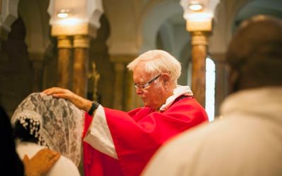 Two Jesuit Priests Make Migrants Feel Like Home in Beirut